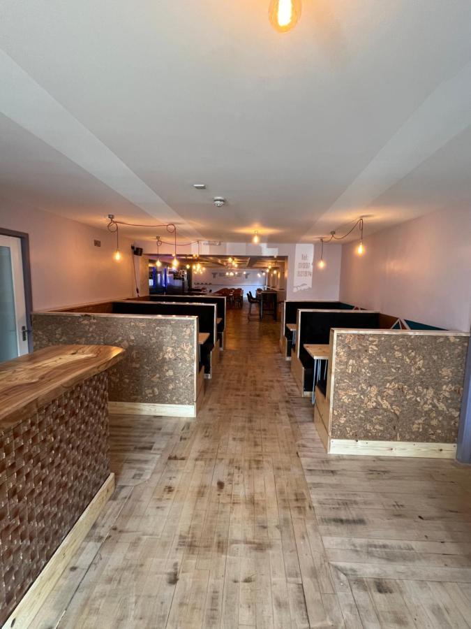 Hampton Hotel & Restaurant Llandrindod Wells Exteriér fotografie