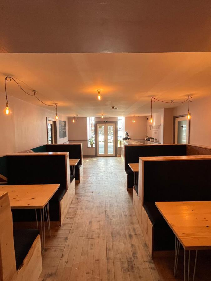 Hampton Hotel & Restaurant Llandrindod Wells Exteriér fotografie