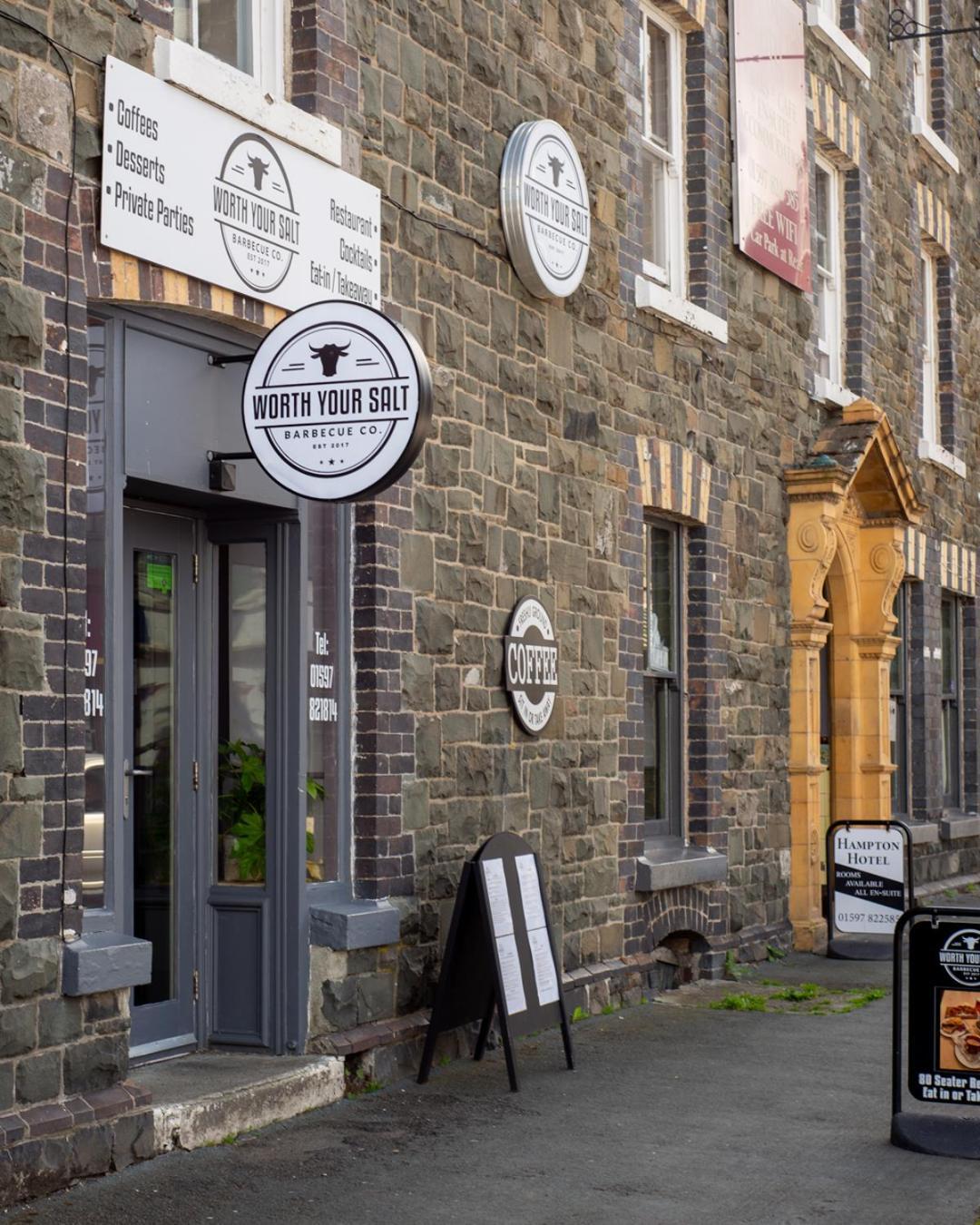 Hampton Hotel & Restaurant Llandrindod Wells Exteriér fotografie