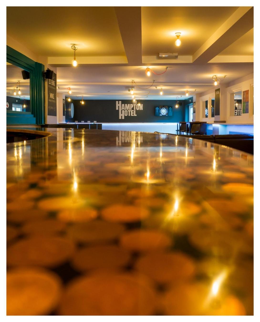 Hampton Hotel & Restaurant Llandrindod Wells Exteriér fotografie